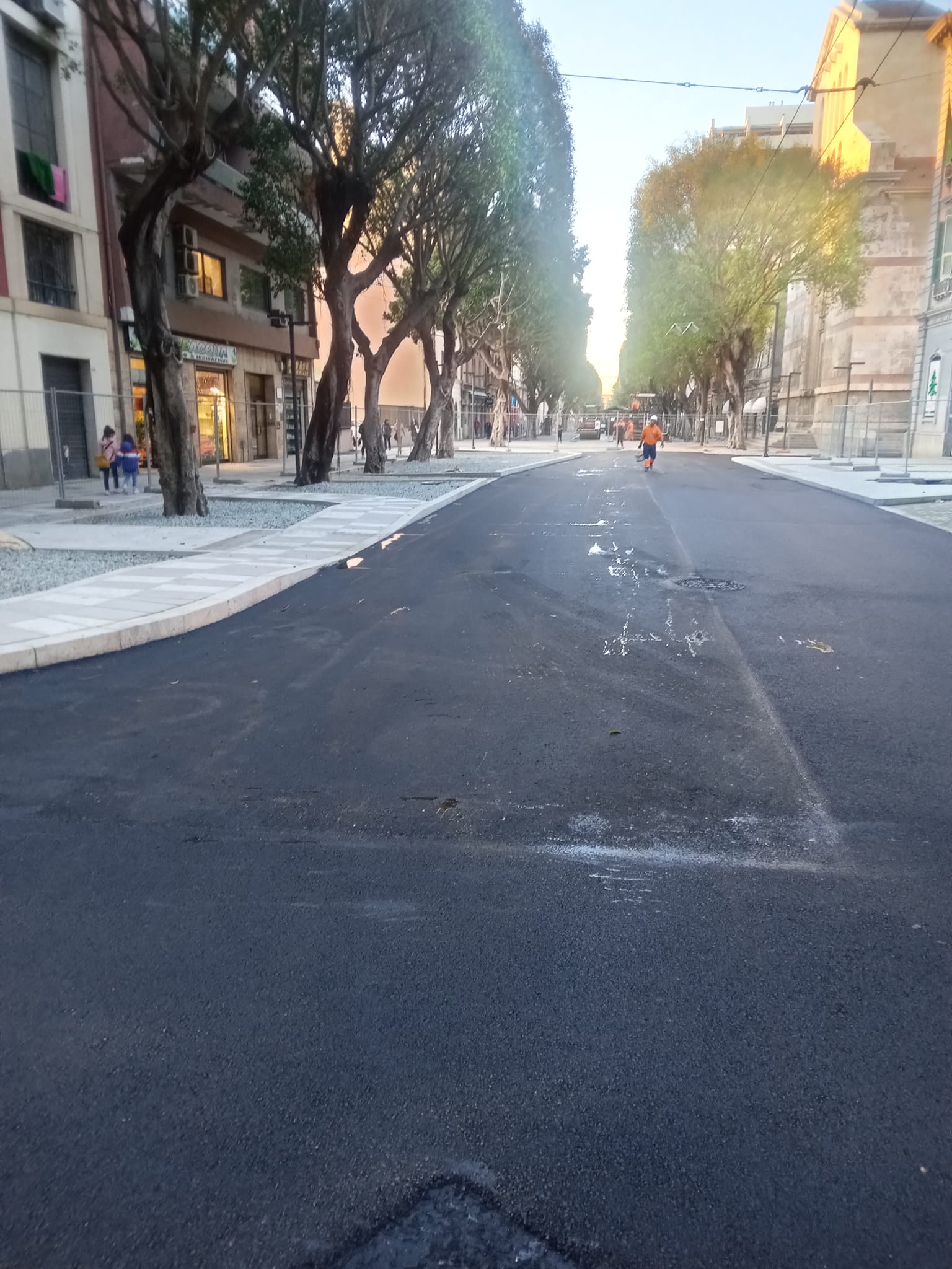 Eccolo, il nuovo viale Trieste coi marciapiedi larghissimi e senza parcheggi: cantiere al fotofinish