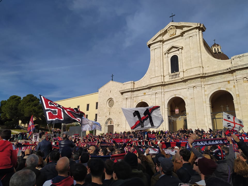 Rombo di Tuono è volato in cielo, il Cagliari: “Non lasciarci mai soli, leggenda in eterno”