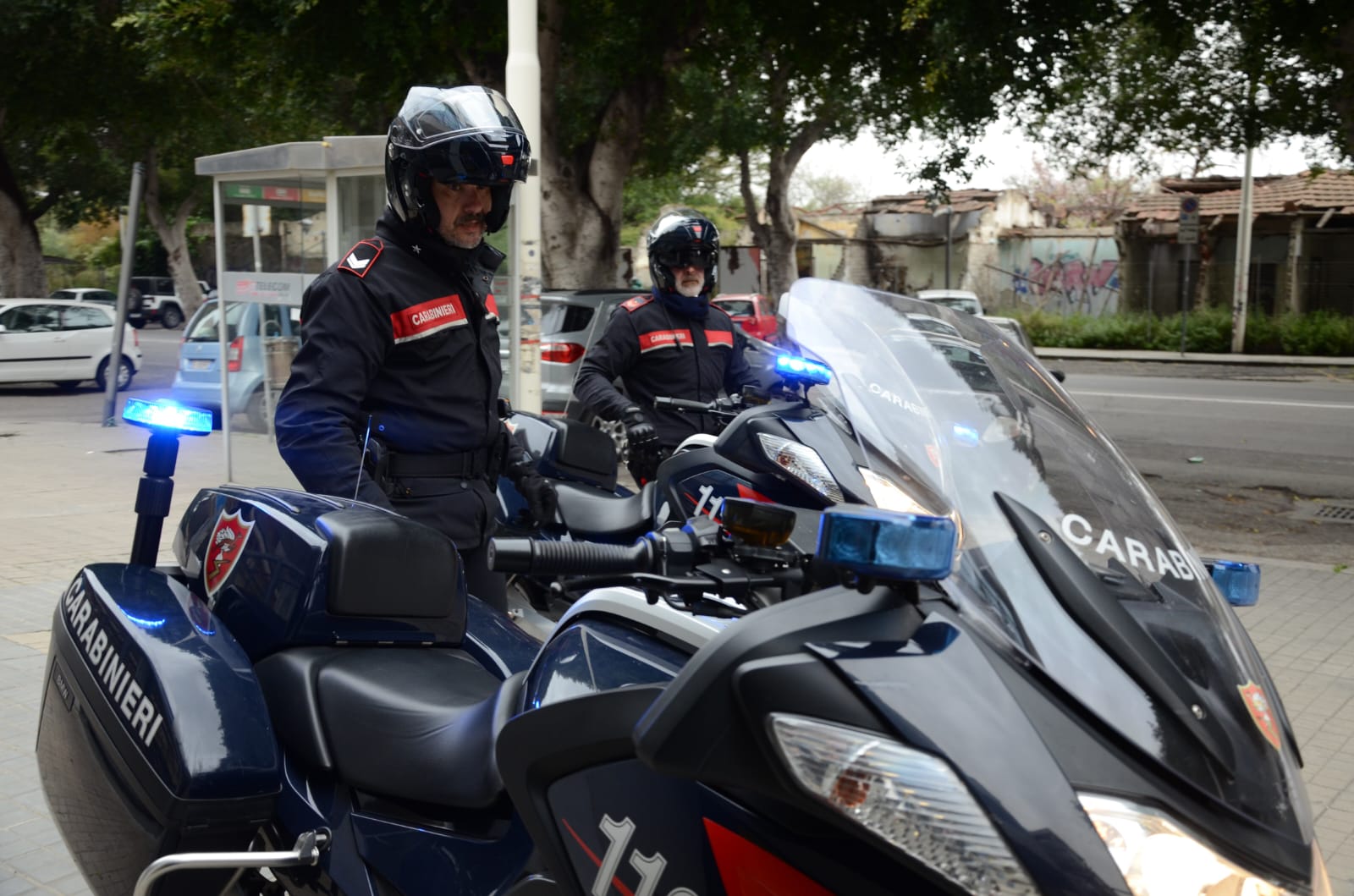 Spaccia droga per integrare la pensione: arrestato a Pula un nonnino pusher di 73 anni