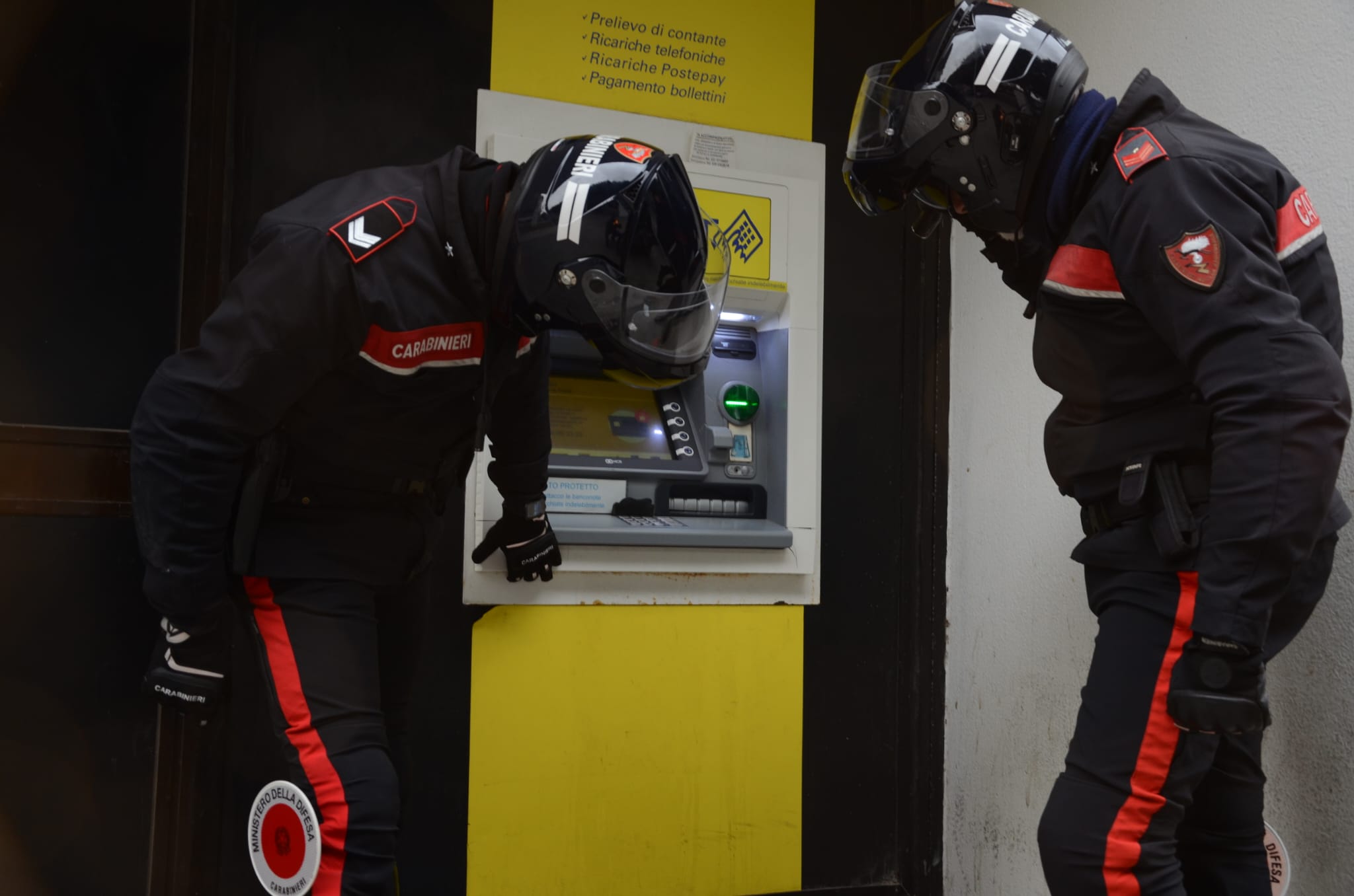 Compra una cappelliera per auto sul web ma è una truffa: 62enne raggirato a Castiadas