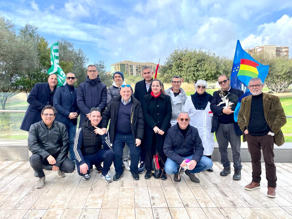 Cagliari, la fuga continua di infermieri e Oss dal Brotzu: “Vogliamo stipendi più alti e fondi sicuri”