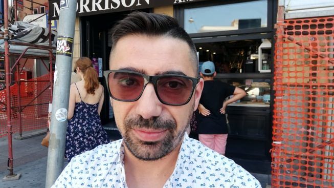 Record di occupazioni abusive e multe in piazza Yenne: “Dopo 10 anni chiudo il Morrison, a Cagliari non si può lavorare”