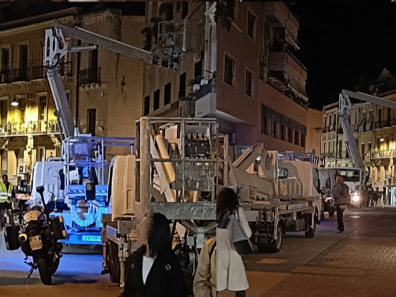 Cagliari, il cestello si blocca durante durante lo smontaggio delle luminarie: operaio “salta” sulla gru del collega