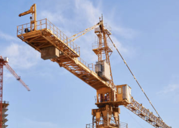 Tragedia sul lavoro: operaio di 30 anni muore schiacciato da una gru