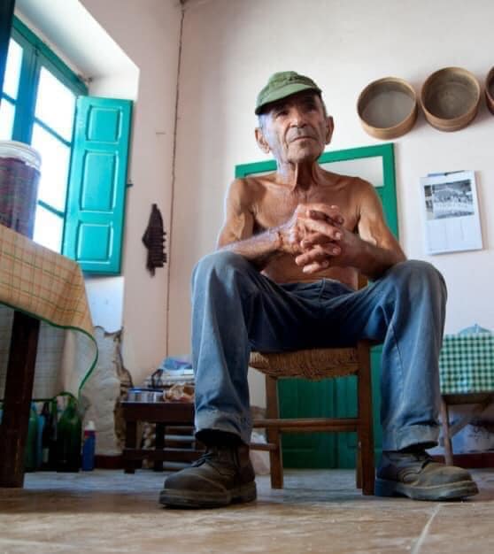 Addio a Ovidio Marras, è morto il pastore eroe che salvò Tuerredda dalla colata di cemento