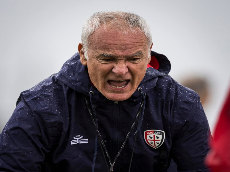 L’amara verità di Claudio Ranieri: “Il Cagliari non può comprare nessuno, prima deve vendere”
