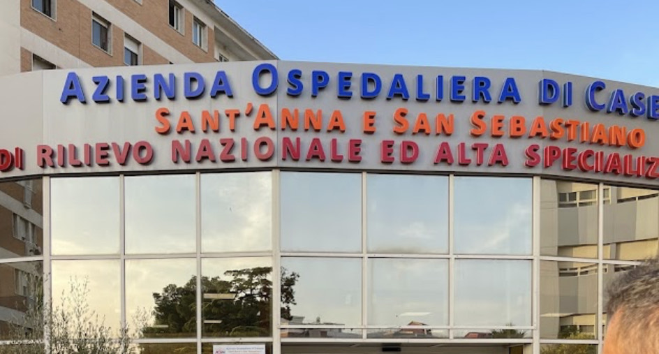 Bimba di 8 anni va in ospedale con febbre e conati di vomito, viene dimessa e muore