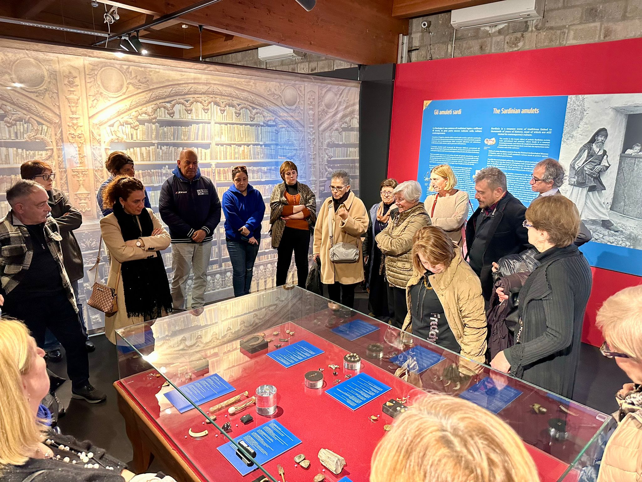 “La magia degli amuleti. Umbria e Sardegna vicine o lontane? Collezionismo e archeologia”
