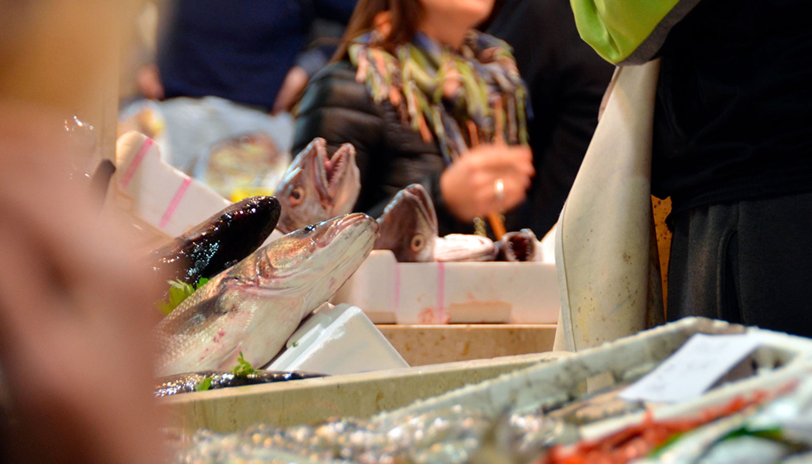 Cagliari, spesa low cost con l’auto di servizio e in orario di lavoro: indagati 2 dipendenti pubblici “furbetti”