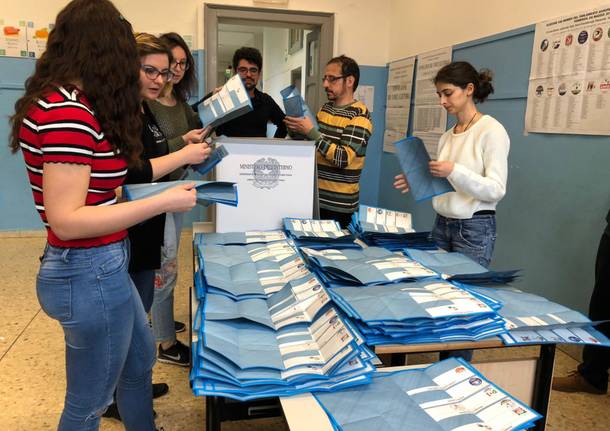 Regionali in Sardegna, lo spoglio non è ancora finito: operazioni avanti da oltre 24 ore