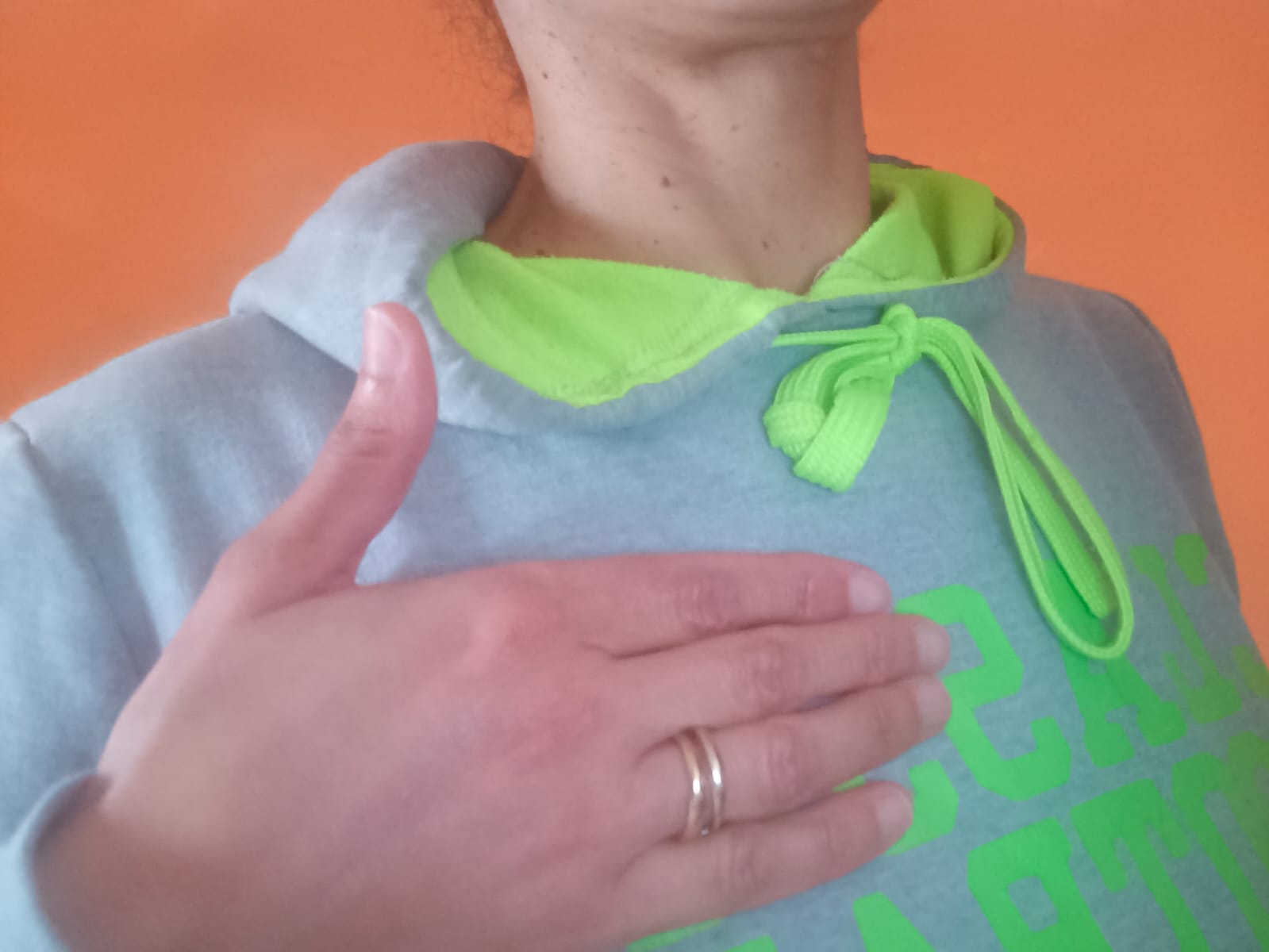 Villasor, il racconto choc della sorella del manovale picchiato e sfigurato: “L’ho salvato dalla morte all’ultimo”