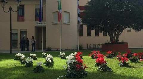 Capoterra, chiuso da 2 settimane l’ufficio relazioni con il pubblico: cittadini in rivolta