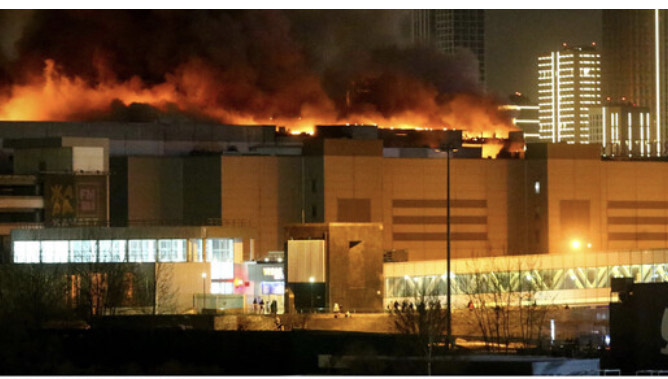 Attentato in una sala concerti di Mosca: 100 feriti e almeno 40 morti