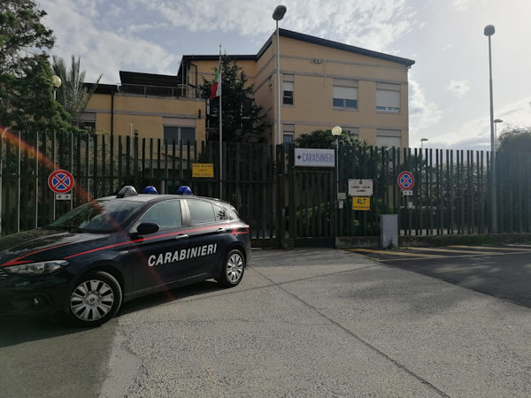 In casa ha eroina e coca, 62enne di Monserrato in manette: sotto chiave anche 1800 euro