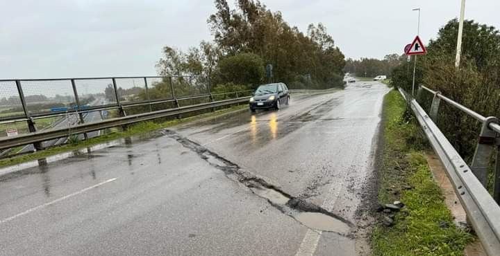 Villaspeciosa, cavalcavia in condizioni critiche: il sindaco chiede aiuto ai cittadini