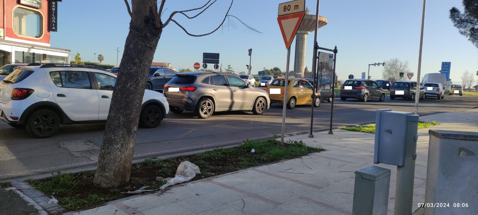 Assemini, incidente con feriti sulla Ss 130: strada bloccata e traffico in tilt
