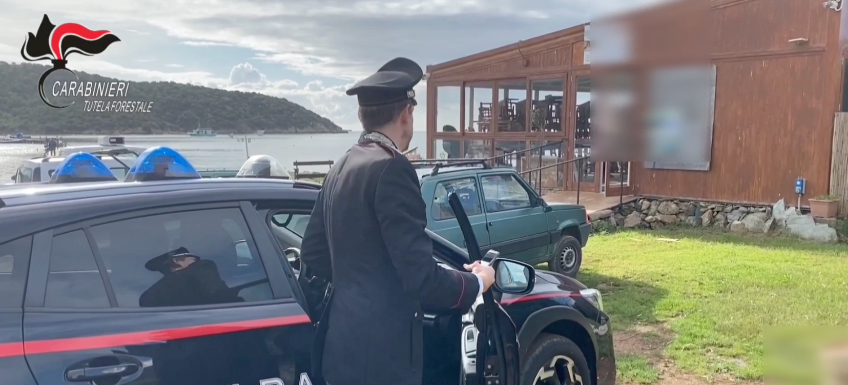 Costruito in un’area vincolata e senza autorizzazioni: sequestrato un ristorante a Teulada, denunciato il titolare -VIDEO