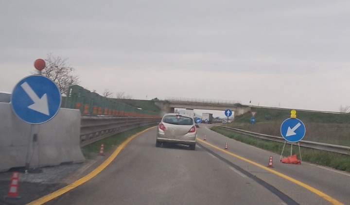 Carlo Felice, la riapertura del tratto di strada tra Monastir e Nuraminis tra code e polemiche