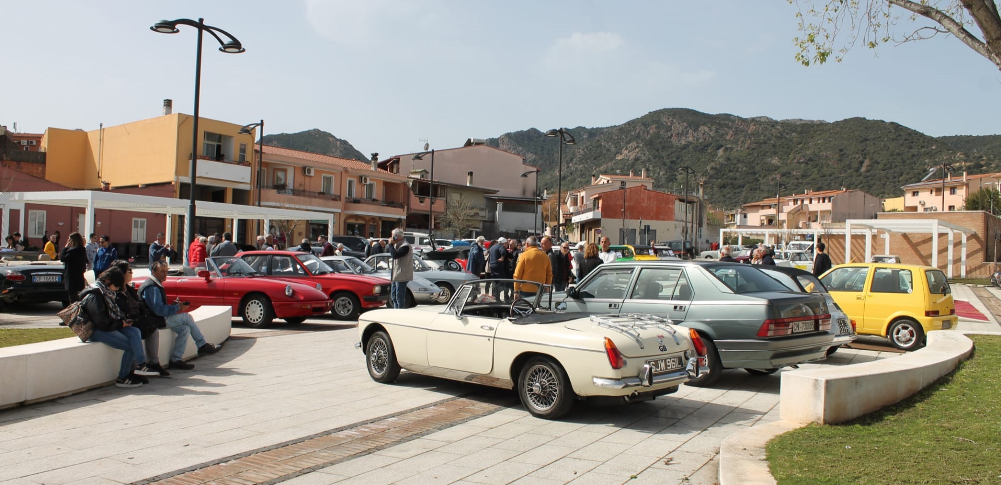 Capoterra, le auto d’epoca incantano ancora -VIDEO