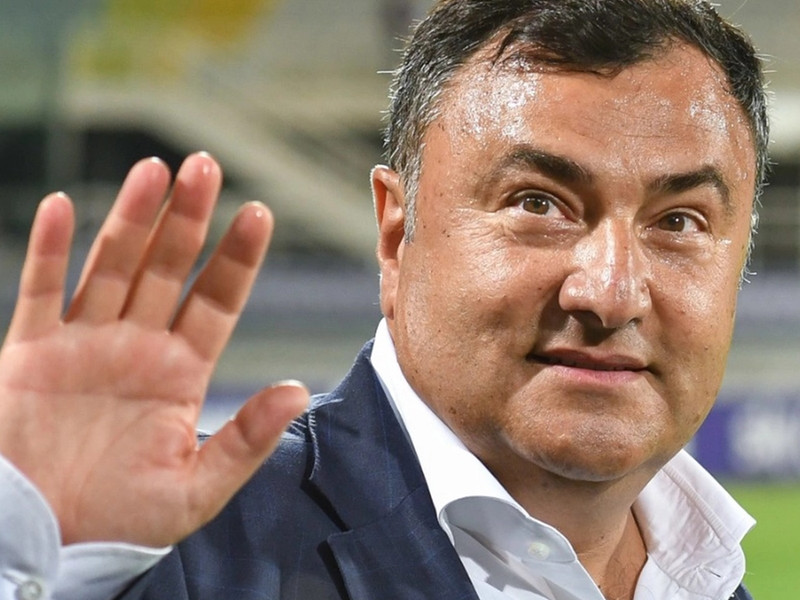 Calcio italiano sotto choc, è morto il direttore generale della Fiorentina Joe Barone