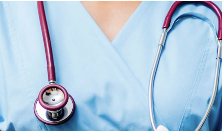 Infermiere di una clinica psichiatrica accusato di abusi sui pazienti