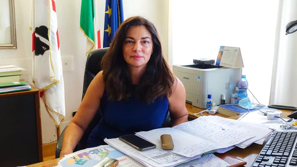 Corruzione in Sardegna, arresti domiciliari revocati all’ex assessora Gabriella Murgia: è libera