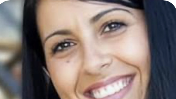 Pamela, mamma di sei figli: va a scuola per il colloquio con un’insegnante e muore a soli 43 anni