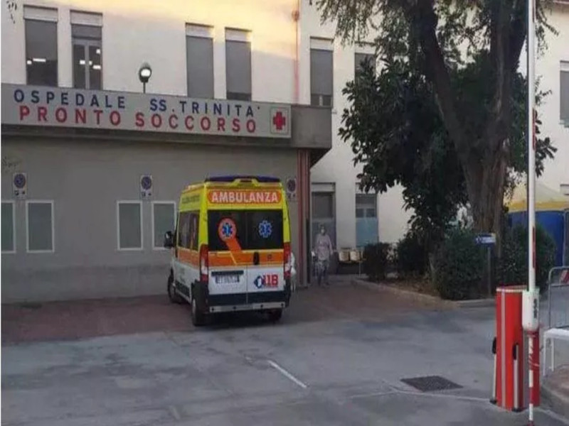 Cagliari, terrore nella notte: “Aggredito e accoltellato a San Michele”