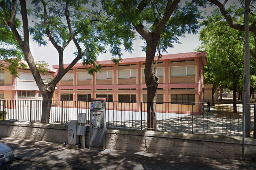 Cagliari, lezioni impossibili tra personale in malattia e assenze giustificate: “I supplenti doveva nominarli la scuola”