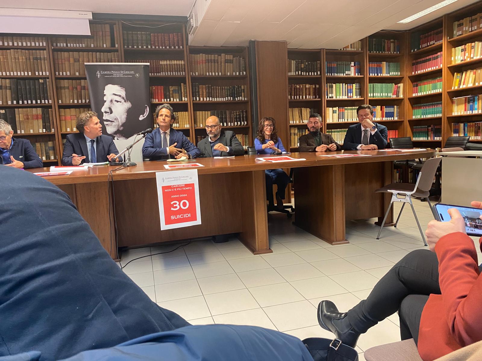 “Suicidi, autolesionismo, violenza: in Sardegna carceri anticostituzionali sono un’emergenza”