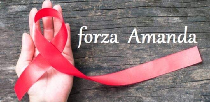 Finisce nel mirino dello stalker già denunciato e rischia la vita: Carbonia abbraccia Amanda