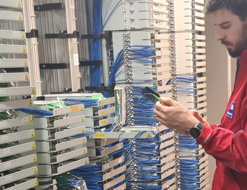 Sanluri, arriva la fibra ottica superveloce: parte il piano di cablaggio