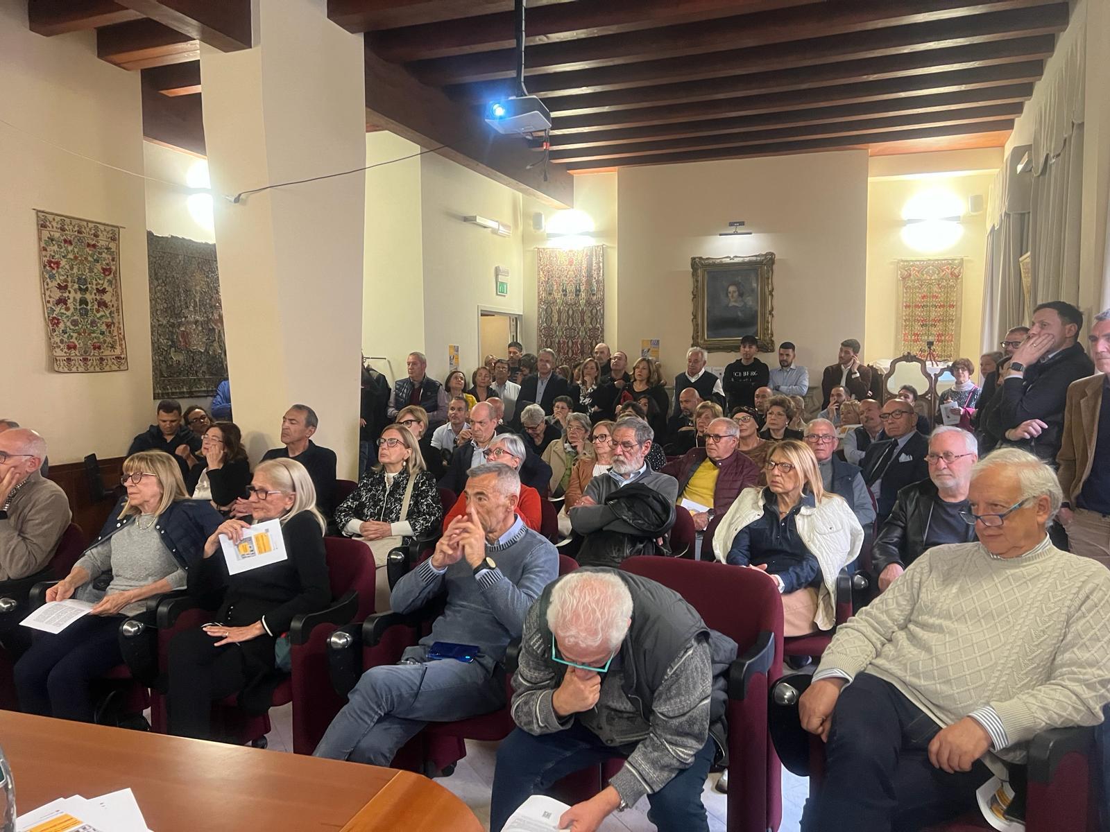 Comunali, ecco “Cagliari che vorrei”: “Città pulita, parcheggi e botteghe di quartiere”