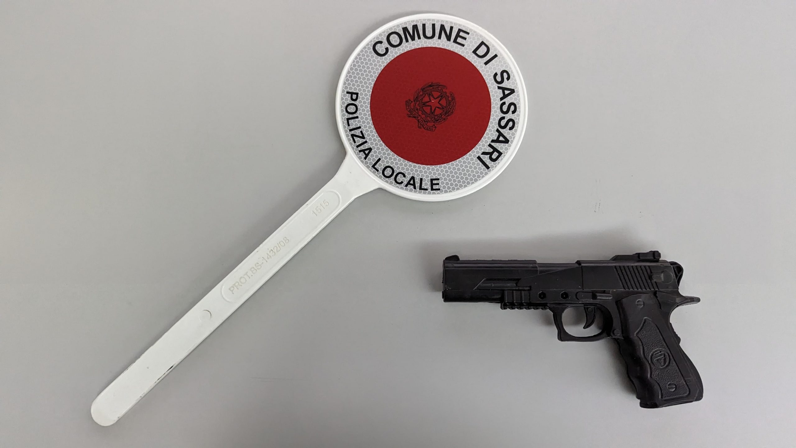 Titolare di un market rapinata a Sassari, la polizia ha denunciato un uomo