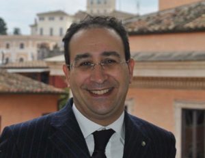 Arriva da Roma il segretario generale della Regione da 285mila euro all’anno: Todde nomina Saverio Lo Russo