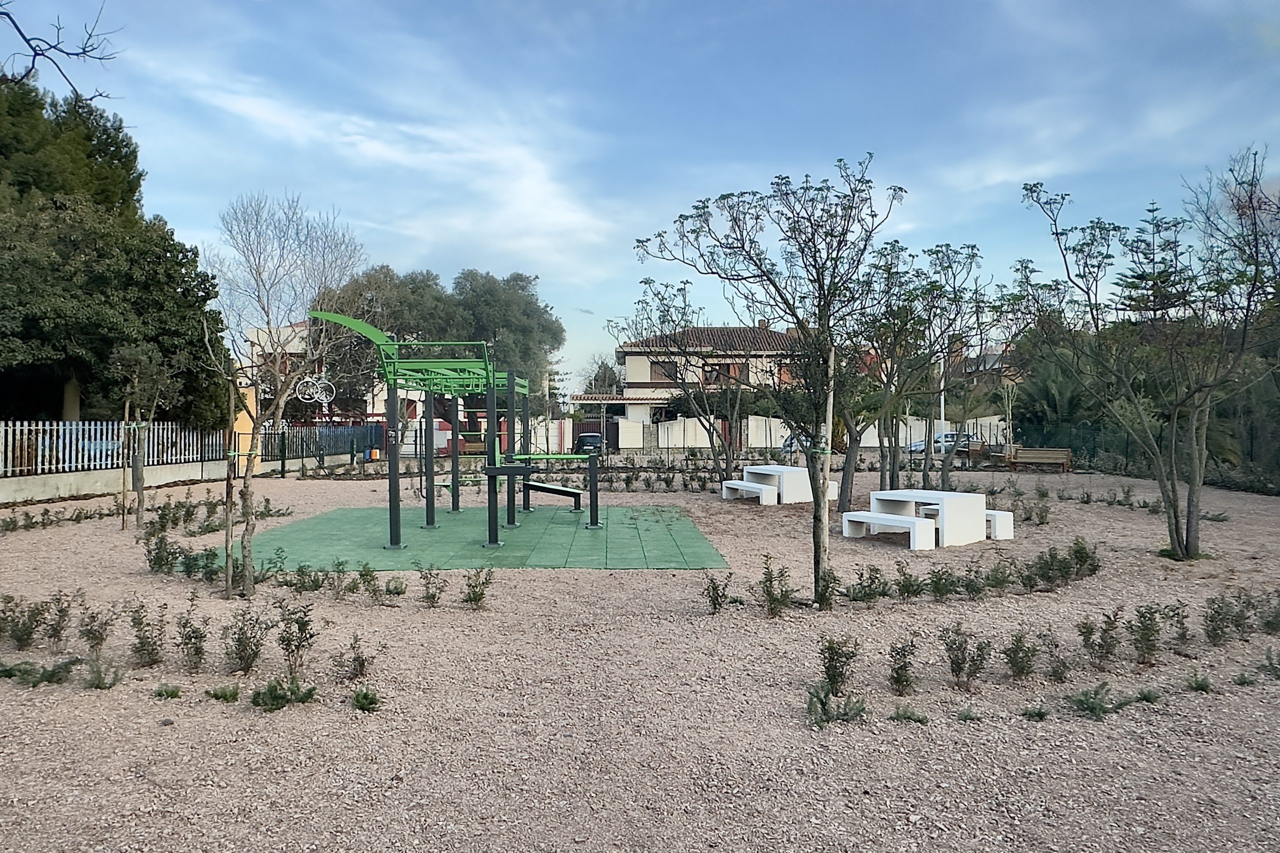 Cagliari, apre il nuovo mega giardino al Quartiere Europeo: verde, area cani e spazi per relax e fitness