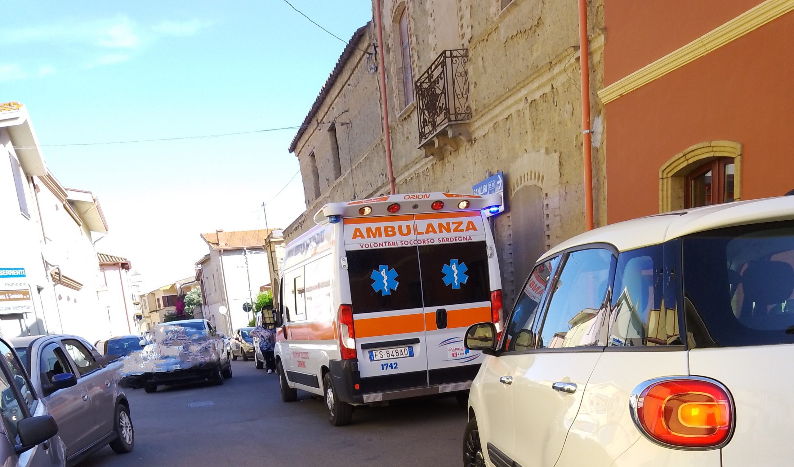 Dramma a Samassi, esce dal barbiere e viene ucciso da un malore: addio a Sergio Piccioni