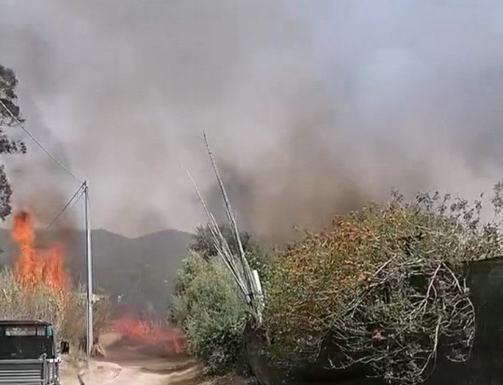 Paura a Quartucciu, fiamme a Sant’Isidoro: “Sesto rogo in 2 mesi”