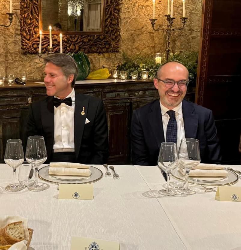 Cagliari, l’ex sindaco Truzzu invita il discendente del re Filiberto e ride ancora