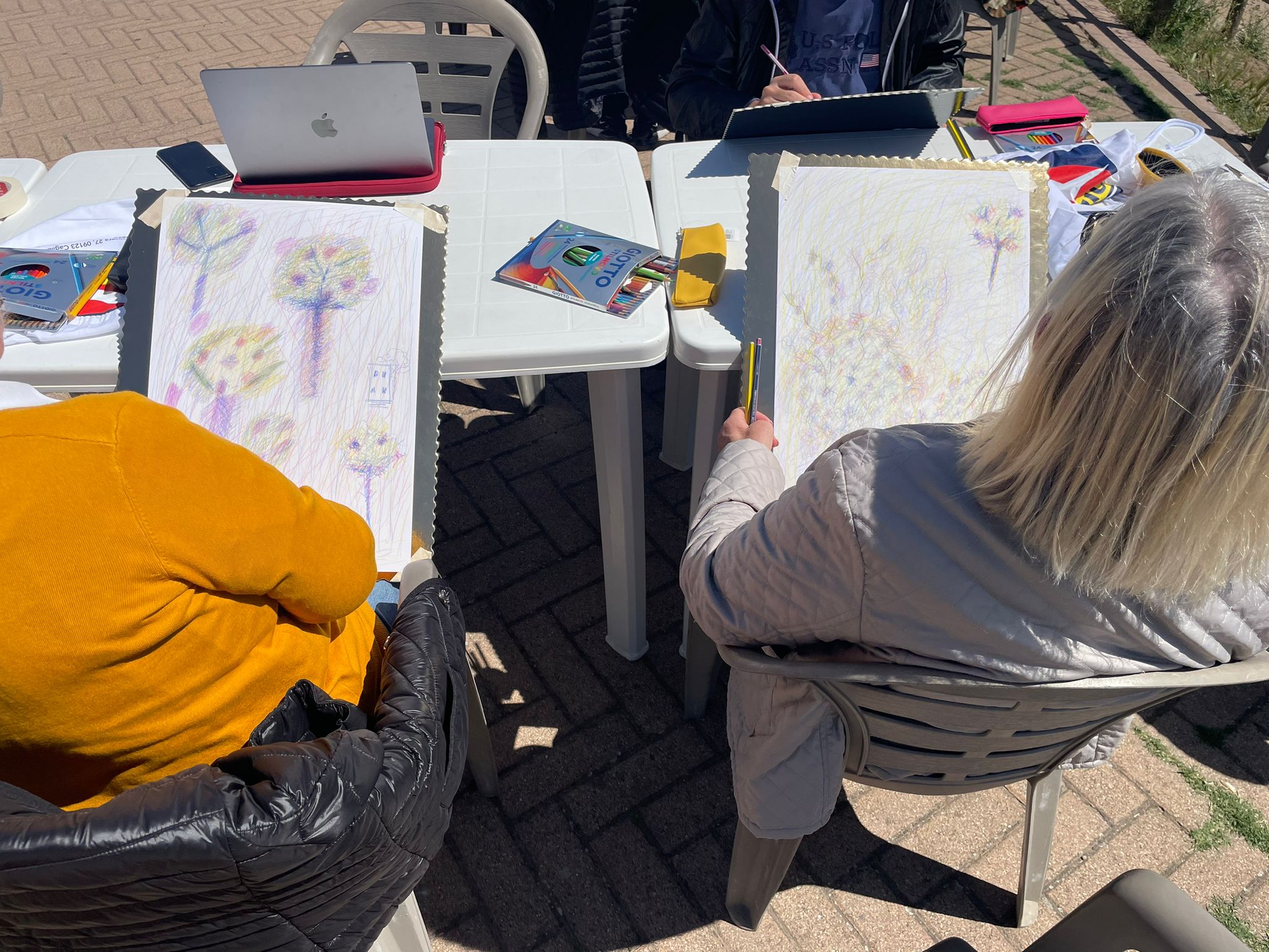 Cagliari, profumi e colori a Monte Claro: quando l’arte abbatte tutte le barriere