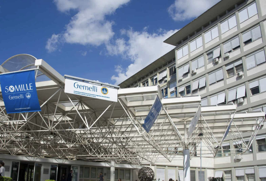 La triste storia di Filippo: si opera per dimagrire e muore a  soli 19 anni