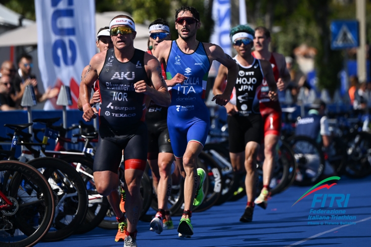 Al Poetto di Cagliari trionfa lo sport con il “World Triathlon Championship Series”