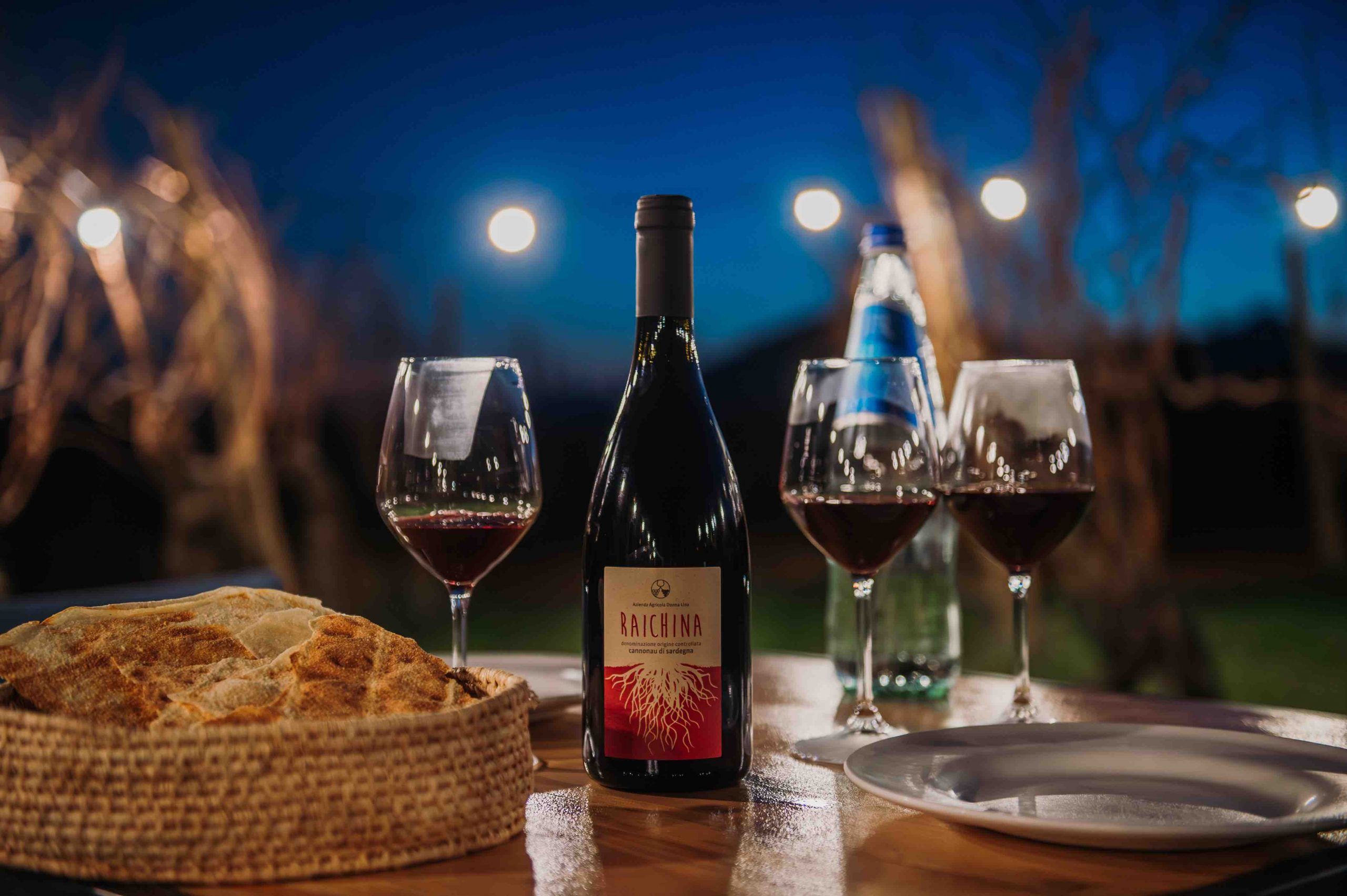 Azienda agricola Donnalina, la degustazione magica dei vini “Terre di mare” nel cuore di Orosei