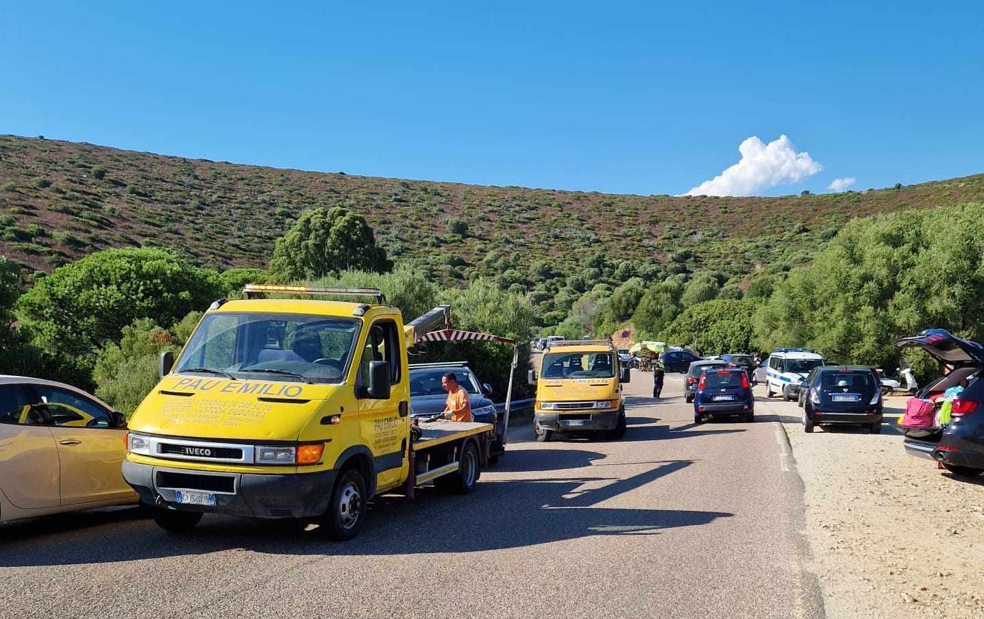 Quartu, più agenti e carro attrezzi contro gli incivili di Mari Pintau: “Sarà l’ultima estate senza il numero chiuso”