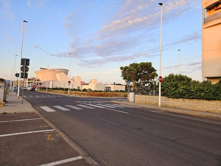 Quartucciu, rischia di essere travolto da una donna al volante distratta dal cellulare