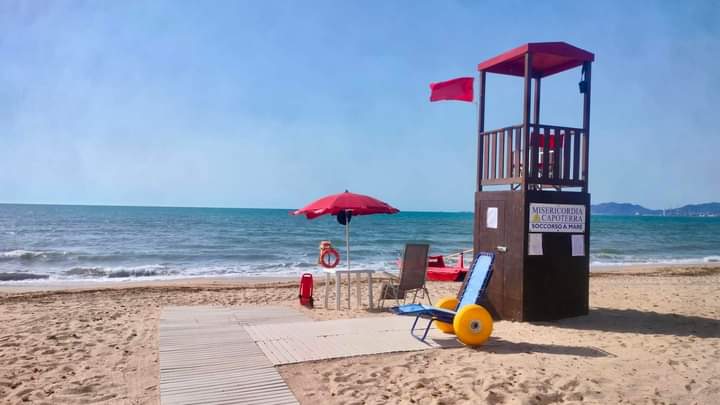 Capoterra, al mare in sicurezza grazie agli uomini e alle donne della Misericordia