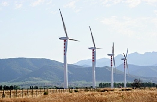 Maracalagonis, la lotta alle pale eoliche indiscriminate tra i banchi del consiglio comunale