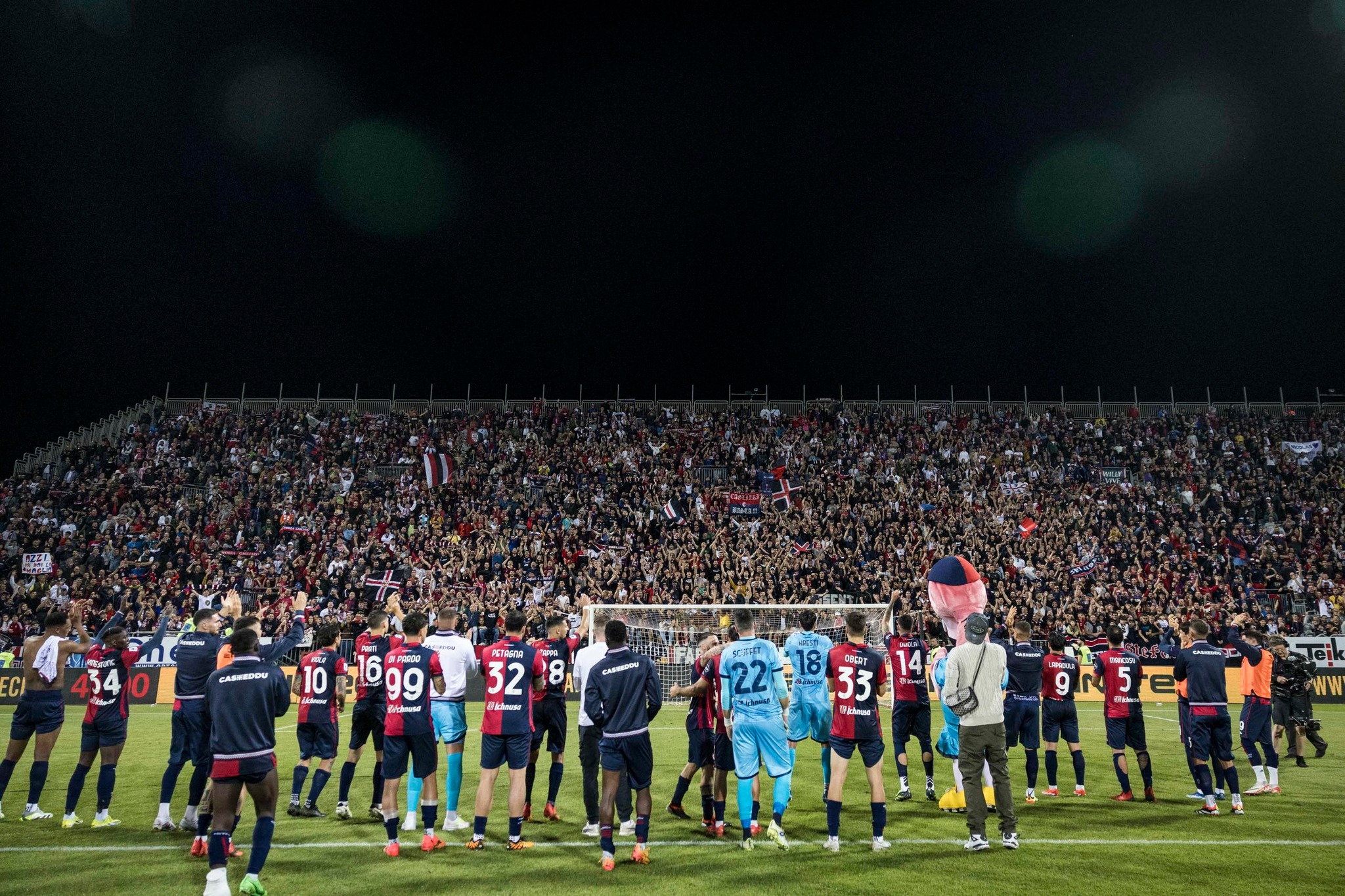 Cagliari, esordio di fuoco in casa contro la Roma e prima trasferta a settembre a Lecce