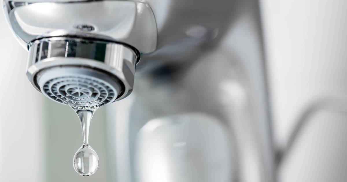 Allarme acqua nei ristoranti della Sardegna, Codacons: “Se filtrate e trattate mettono a rischio la salute”