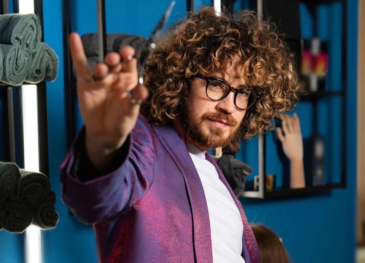 A Villamassargia Alessandro Maritato, re di Tik Tok e idolo dei “lookers”